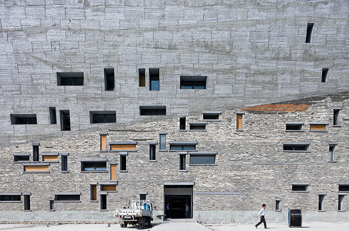 Workmanship and Imperfection: 10 Projects Between Hand and Machine - Image 5 of 11
