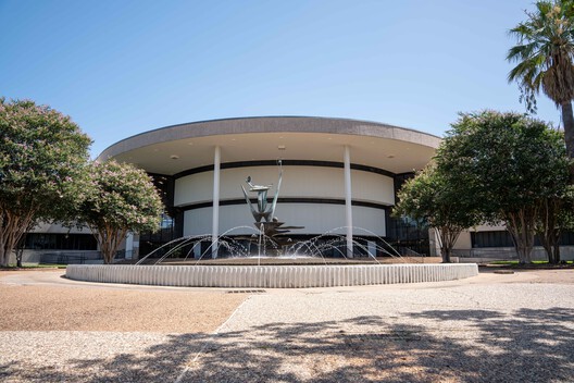 Getty Foundation's Conserving Black Modernism Program Announces Five New Grantee Sites Getty Foundation's Conserving Black Modernism Program Announces Five New Grantee Sites - Image 3 of 6