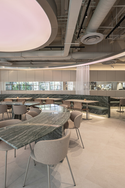 Restaurant Nectar Oum / Madarq studio Restaurant Nectar Oum / Madarq studio - Interior Photography, Dining room, Chair, Glass