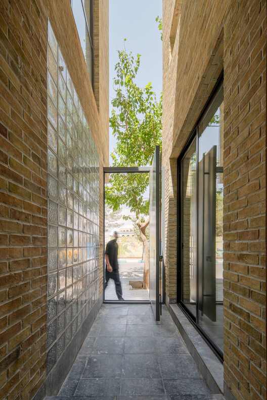 House in Harmony / Golchin Studio House in Harmony / Golchin Studio - Interior Photography, Brick