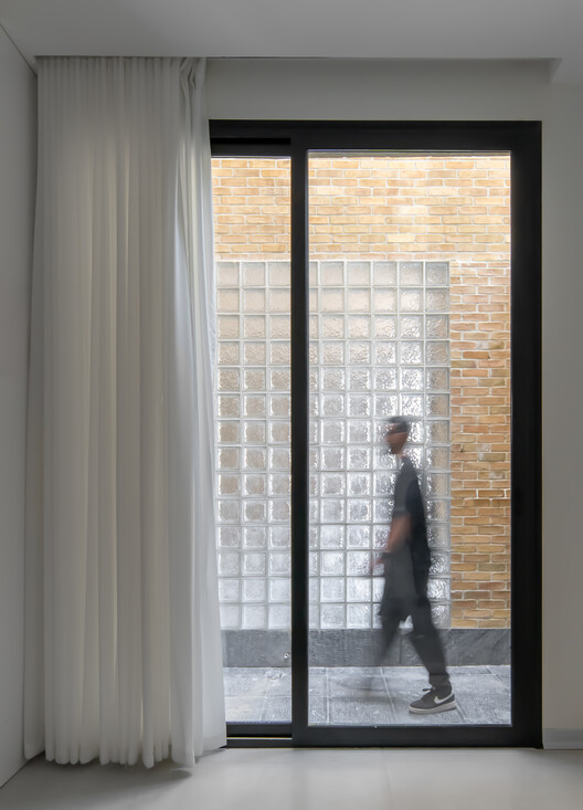House in Harmony / Golchin Studio House in Harmony / Golchin Studio - Interior Photography, Glass