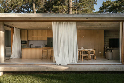 Alamos House / En Obra Arquitectos Alamos House / En Obra Arquitectos - Image 2 of 26