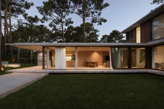 Alamos House / En Obra Arquitectos Alamos House / En Obra Arquitectos - Exterior Photography, Door
