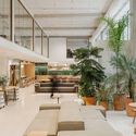 Rue Pavée, proyecto de renovación de un complejo de edificios históricos en París / MARS Architectes - Fotografía interior, Renovación, Sillas