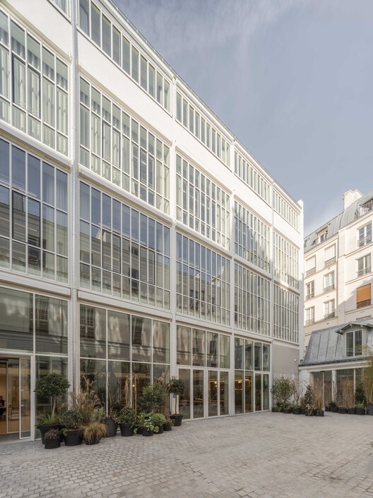 Rue Pavée, renovation project for a complex of historic buildings in Paris / MARS Architectes Rue Pavée, renovation project for a complex of historic buildings in Paris / MARS Architectes - Exterior Photography, Glass