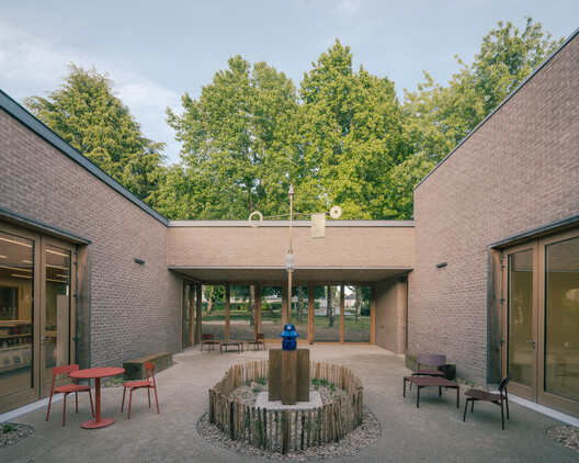 Val d'Oust Cultural Center / Atelier 56S - Exterior Photography, Concrete, Courtyard