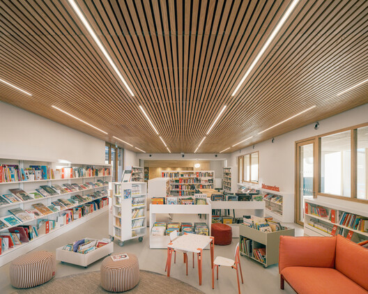 Val d'Oust Cultural Center / Atelier 56S - Interior Photography, Living Room, Shelving