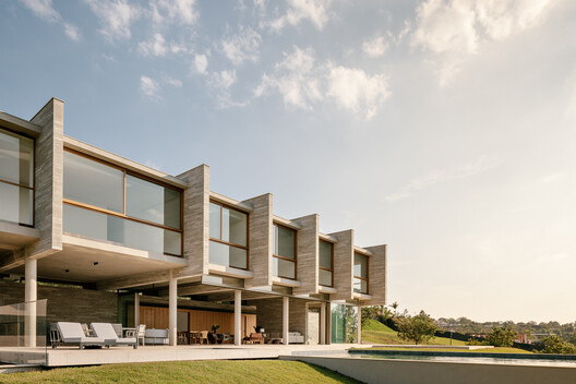Aroeira House / FGMF Aroeira House / FGMF - Exterior Photography