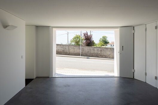 Architecture Studio in Vila do Conde / Raulino Silva Arquitecto Architecture Studio in Vila do Conde / Raulino Silva Arquitecto - Interior Photography, Concrete, Door
