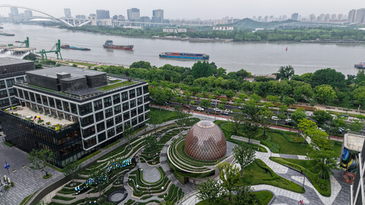 THE SEED Pavilion / REAL Architects + Challenge Design THE SEED Pavilion / REAL Architects + Challenge Design - Exterior Photography, Garden, Cityscape