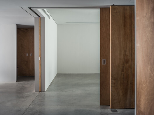 Rooms That Appear: Sliding Partitions and Conditional Domestic Space - Image 3 of 35