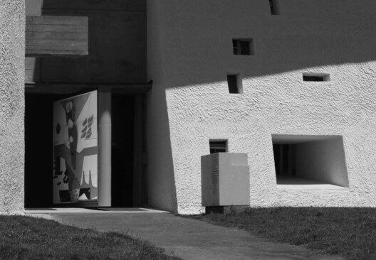 Paul Clemence's New Photo Series Explores Light and Materiality at Le Corbusier's Ronchamp Chapel Paul Clemence's New Photo Series Explores Light and Materiality at Le Corbusier's Ronchamp Chapel - Image 16 of 53