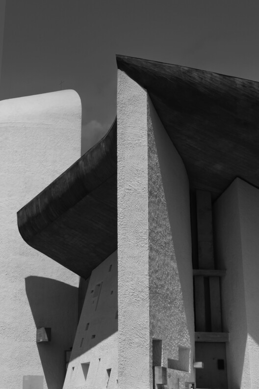 Paul Clemence's New Photo Series Explores Light and Materiality at Le Corbusier's Ronchamp Chapel Paul Clemence's New Photo Series Explores Light and Materiality at Le Corbusier's Ronchamp Chapel - Image 24 of 53