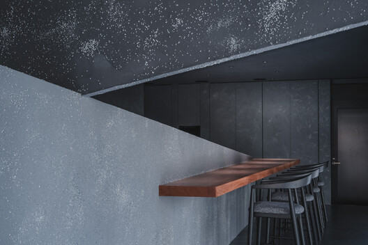 Entwined Wall Residence / IGArchitects Entwined Wall Residence / IGArchitects - Interior Photography, Concrete