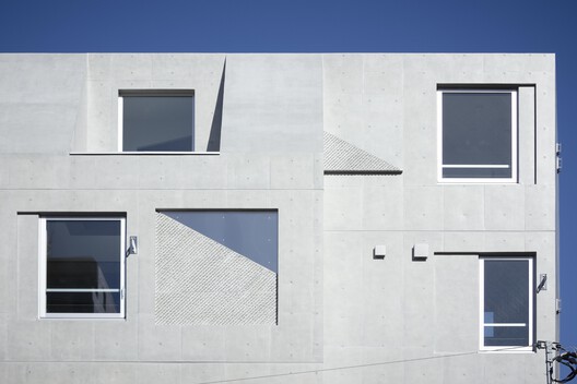 Shin Nakano Residence / Ryuichi Sasaki + Sasaki Architecture - Exterior Photography, Concrete