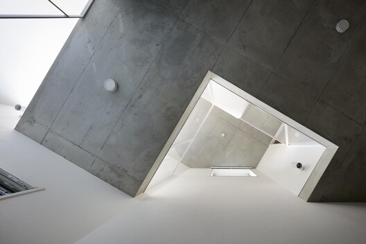 Shin Nakano Residence / Ryuichi Sasaki + Sasaki Architecture - Image 11 of 25