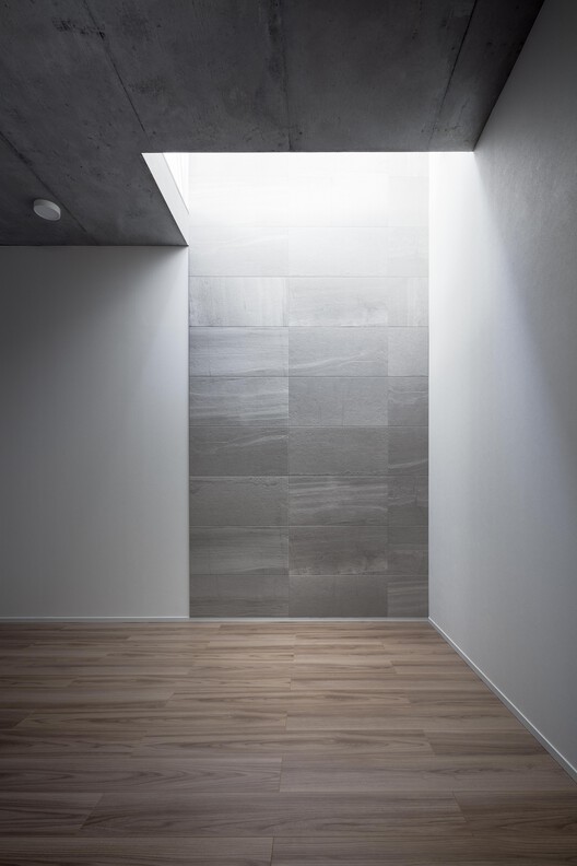 Shin Nakano Residence / Ryuichi Sasaki + Sasaki Architecture - Image 12 of 25