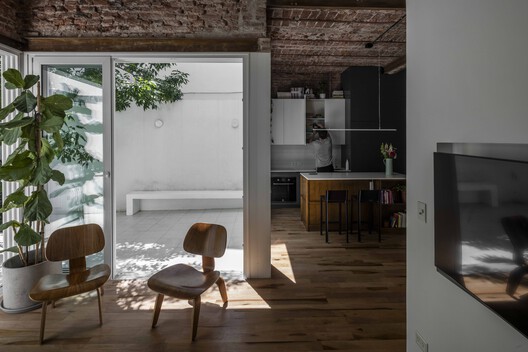 PH Juana / Estudio NU PH Juana / Estudio NU - Interior Photography, Kitchen, Wood, Lighting, Chair, Brick
