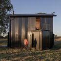 Atalaya House / Refugio Outdoor - Exterior Photography, Cabins & Lodges