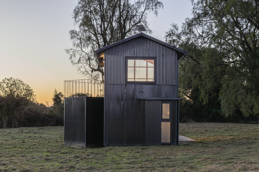 Vivienda Atalaya / Refugio Outdoor Vivienda Atalaya / Refugio Outdoor - Fotografía exterior, Madera, Puerta