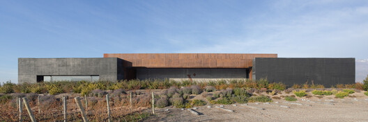 La Vigilia Winery / González Olsina & Vega Arquitectos La Vigilia Winery / González Olsina & Vega Arquitectos - Image 11 of 32
