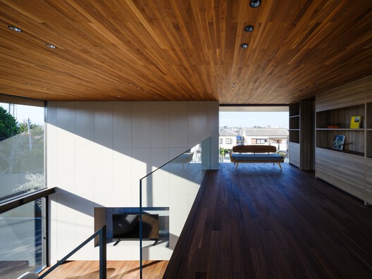 Moment Residence / APOLLO Architects & Associates Moment Residence / APOLLO Architects & Associates - Image 5 of 19