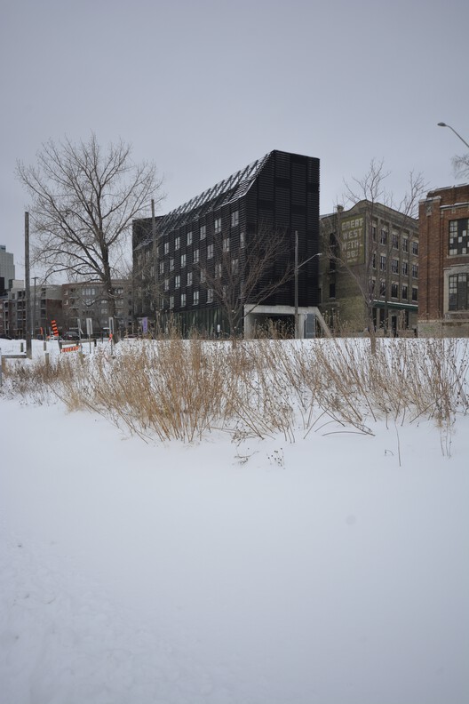 90/100 Mixed Use Project / 5468796 Architecture 90/100 Mixed Use Project / 5468796 Architecture - Exterior Photography