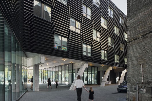 90/100 Mixed Use Project / 5468796 Architecture 90/100 Mixed Use Project / 5468796 Architecture - Exterior Photography