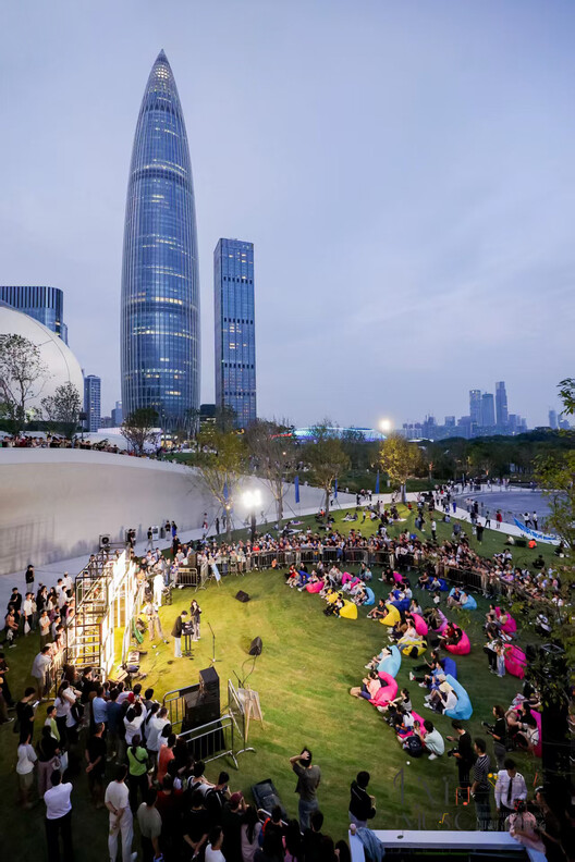 MAD Completes Shenzhen Bay Culture Square, a Coastal Design Museum and Public Park in China MAD Completes Shenzhen Bay Culture Square, a Coastal Design Museum and Public Park in China - Image 12 of 39