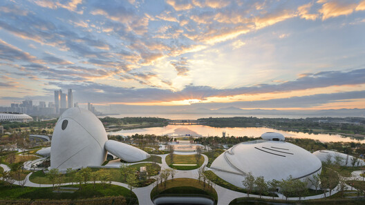 MAD Completes Shenzhen Bay Culture Square, a Coastal Design Museum and Public Park in China MAD Completes Shenzhen Bay Culture Square, a Coastal Design Museum and Public Park in China - Image 8 of 39