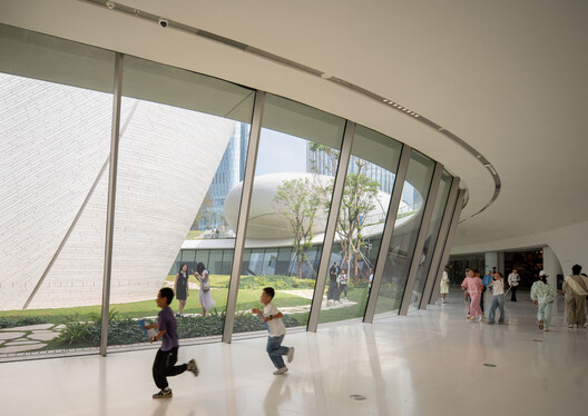 MAD Completes Shenzhen Bay Culture Square, a Coastal Design Museum and Public Park in China MAD Completes Shenzhen Bay Culture Square, a Coastal Design Museum and Public Park in China - Image 25 of 39