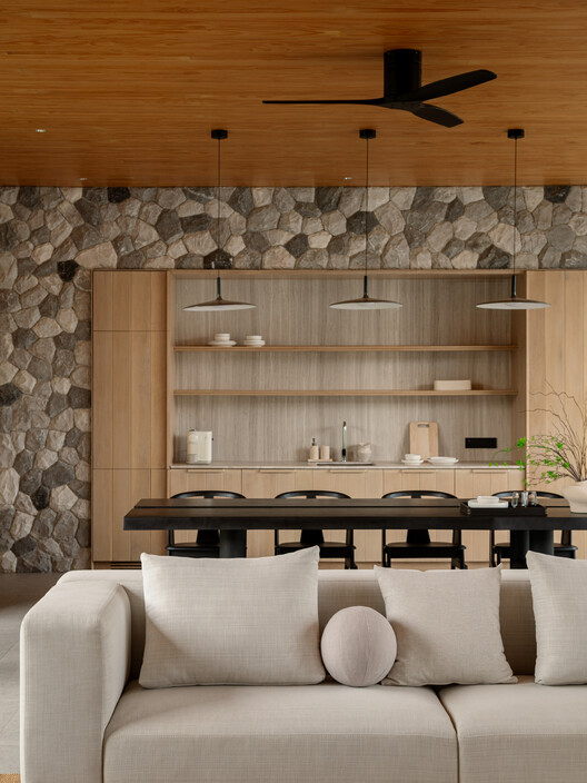 CN House / IDIN Architects CN House / IDIN Architects - Interior Photography, Wood, Table, Lighting, Sofa, Chair