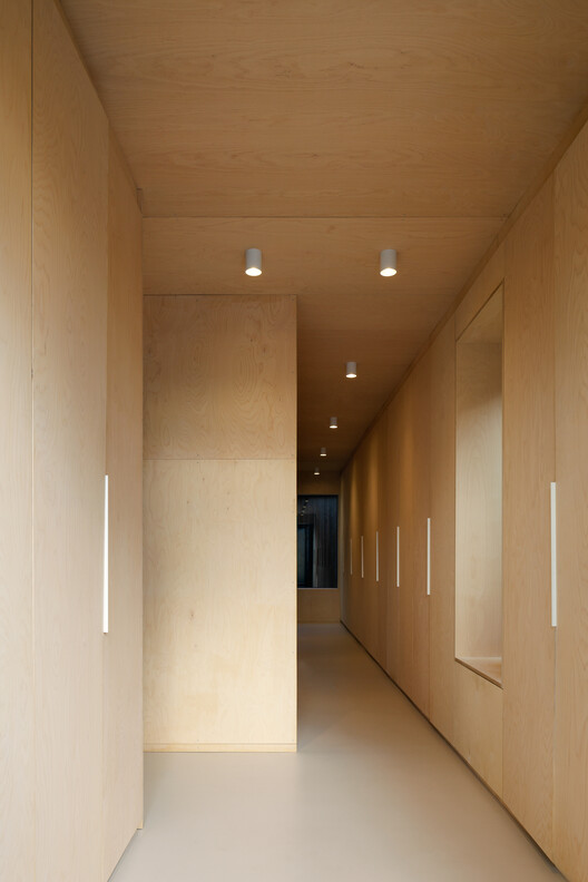 Weekend House in Krámy / Anna Koukolová architekti Weekend House in Krámy / Anna Koukolová architekti - Image 19 of 33