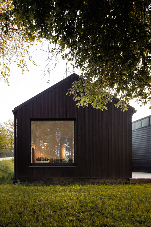 Weekend House in Krámy / Anna Koukolová architekti Weekend House in Krámy / Anna Koukolová architekti - Exterior Photography