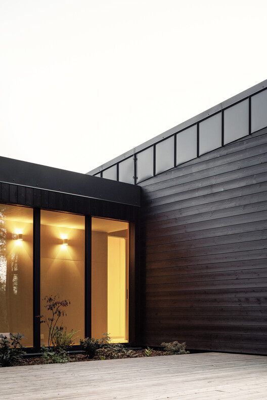 Weekend House in Krámy / Anna Koukolová architekti Weekend House in Krámy / Anna Koukolová architekti - Image 23 of 33