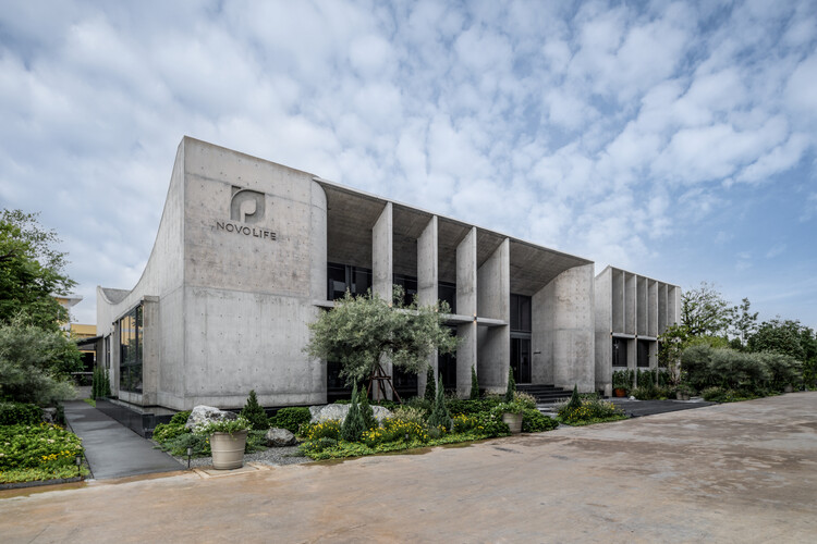 Novolife Headquarters Office / Studio Krubka - Exterior Photography, Office Buildings, Courtyard