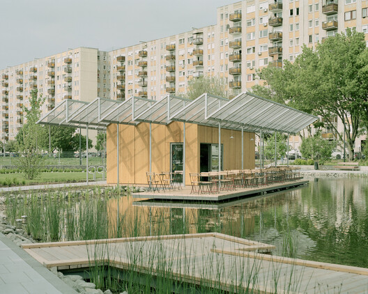What is Blue Infrastructure? Rethinking Water's Role in City Design - Image 7 of 41