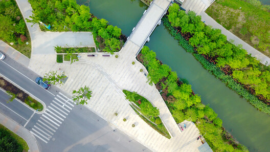 What is Blue Infrastructure? Rethinking Water's Role in City Design - Image 4 of 41