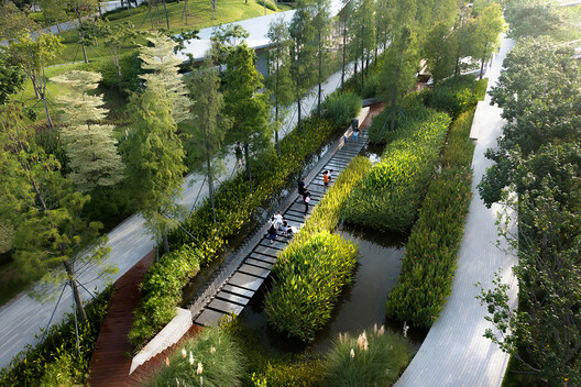 What is Blue Infrastructure? Rethinking Water's Role in City Design - Image 31 of 41
