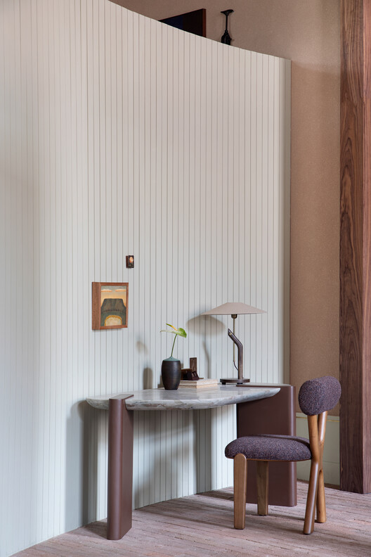 Coral Barn Alvorada House / Nildo José Arquitetos Coral Barn Alvorada House / Nildo José Arquitetos - Interior Photography, Wood, Lighting