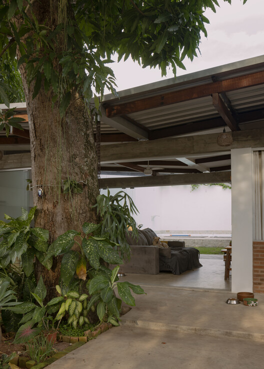 Paquetá House / Zebulun Arquitetura - Exterior Photography, Wood, Beam, Column