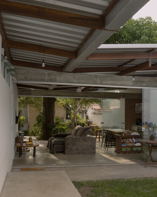 Paquetá House / Zebulun Arquitetura - Interior Photography, Dining room, Wood, Beam