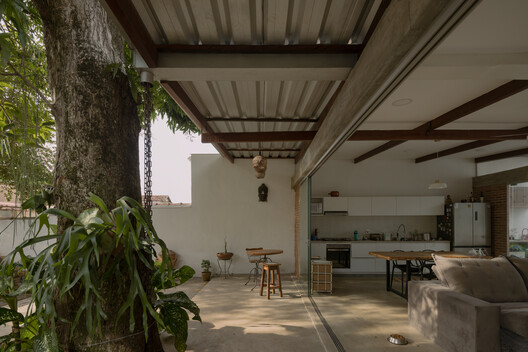 Paquetá House / Zebulun Arquitetura - Interior Photography, Wood, Beam, Chair