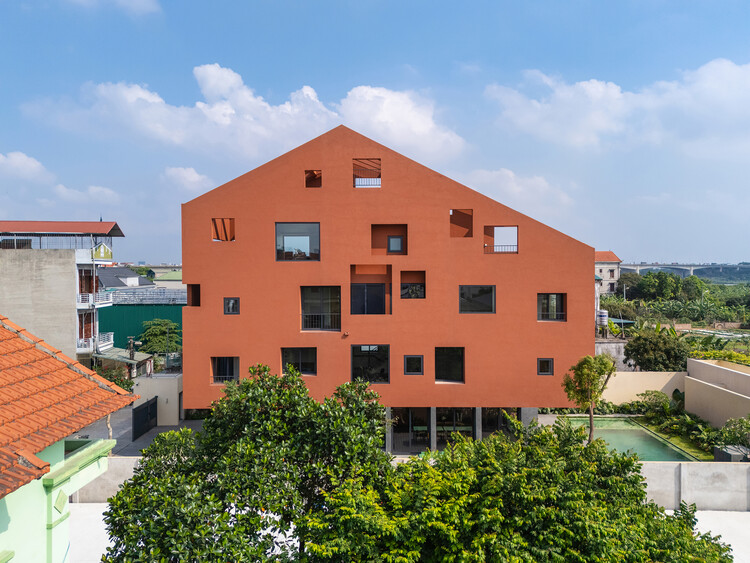 100 Windows House / Inrestudio - Fotografia de Exterior, Casas, Balcão