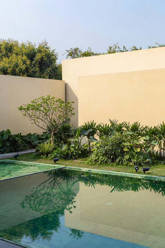 100 Windows House / Inrestudio 100 Windows House / Inrestudio - Fotografia de Exterior, Jardim, Aido