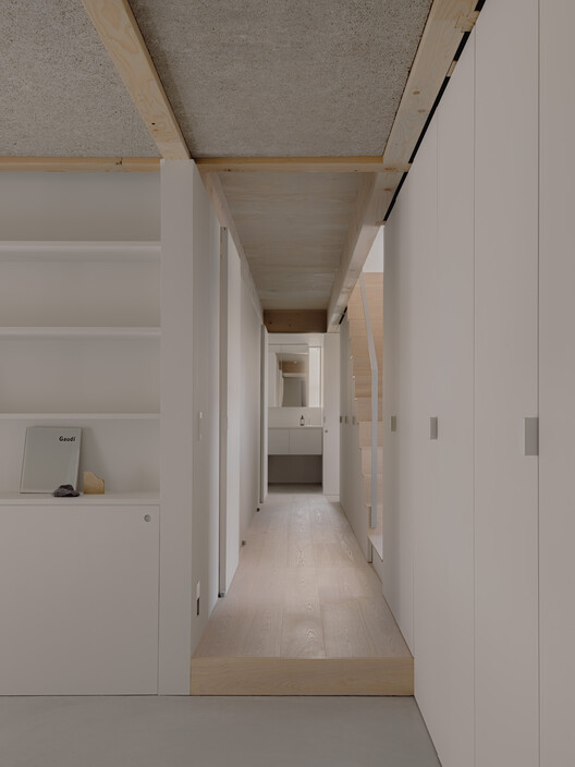 House in Kinuta /  KENTA HIRAYAMA ARCHITECT & ASSOCIATES - Image 15 of 33