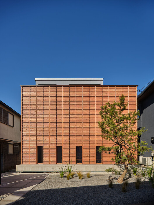 Ukigumo - Floating Clouds Residence / Ukei Shimada Architects - Exterior Photography, Wood, Brick