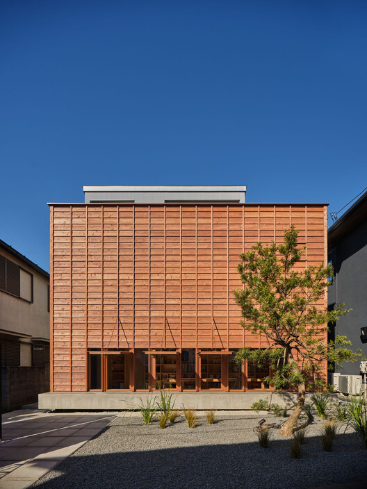 Ukigumo - Floating Clouds Residence / Ukei Shimada Architects Ukigumo - Floating Clouds Residence / Ukei Shimada Architects - Exterior Photography, Wood