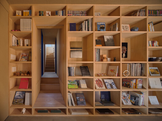 Ukigumo - Floating Clouds Residence / Ukei Shimada Architects Ukigumo - Floating Clouds Residence / Ukei Shimada Architects - Interior Photography, Closet, Shelving, Wood