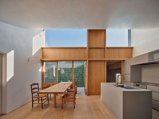 Ukigumo - Floating Clouds Residence / Ukei Shimada Architects Ukigumo - Floating Clouds Residence / Ukei Shimada Architects - Interior Photography